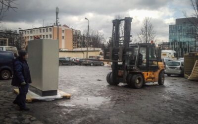Rozładunki i ustawianie maszyn drukarskich