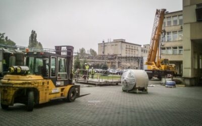 Ciężki wózek widłowy – usługi. 9 ton, Kraków i Małopolska.