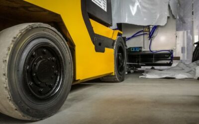 Gdów. Transport wielkiej obrabiarki