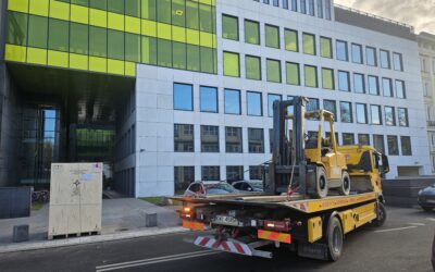 Rozładunek Transport Ustawianie towarów wielkogabarytowych wózkiem widłowym Kraków