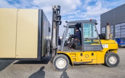 Spedycja Kraków Małopolska Skawina Niepołomice Przeładunek Załadunek Rozładunek towarów na spedycji Wózki widłowe Usługi i wynajem Relokacje