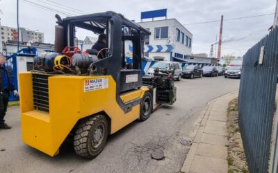 Wózki widłowe Mazur Kraków Wstawianie maszyn i urządzeń do hal produkcyjnych Załadunki Przeładunki Rozładunki Maszyn i urządzeń ciężkich