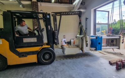 Usługi wózkiem widłowym Kraków Małopolska rozładunek ciężkich maszyn i urządzeń HDS Ciężki transport Relokacje