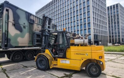 MAZUR wózki widłowe Załadunki i rozładunki ciężkich maszyn Relokacje Przenoszenie Ustawianie Usługi wózkami widłowymi Kraków